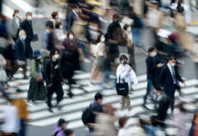 Japón triplica el impuesto de salida del país tras subir un 400 % las tasas de visado