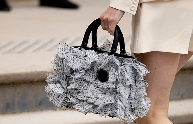 Los más exclusivos y artesanales bolsos de la semana de la alta costura parisina