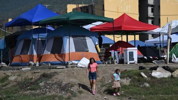 Más de 23 mil afectados por los terremotos se encuentran en campamentos transitorios