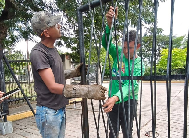 Refuerzan-seguridad-y-conservación-del-Parque-Santos-Michelena