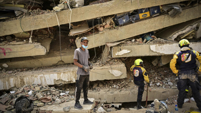 Registro único contabiliza 1.338 desaparecidos por doble terremoto en la Guaira