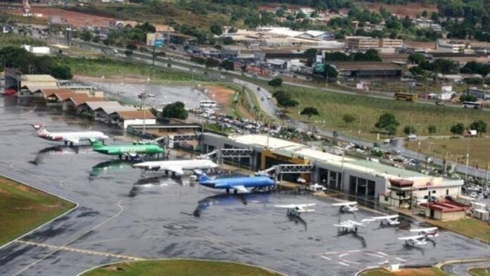 Tráfico aéreo se duplicó en el Aeropuerto de Valencia ante el cierre de Maiquetía