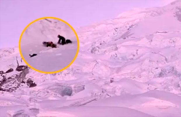 Una-avalancha-en-la-montaña-más-alta