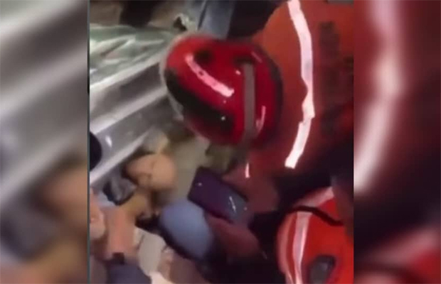¡Milagro tras la tragedia! Rescatan viva a una mujer de 70 años tras casi 9 días bajo los escombros en La Guaira