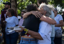 AI y familias de presos políticos exigen atención médica oportuna en cárceles venezolanas