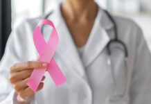 Activistas y ONG advierten del avance del cáncer de mama en mujeres jóvenes mexicanas