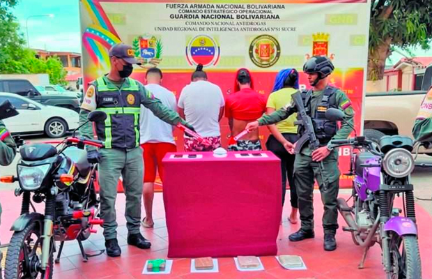 Agarraron-a-cuatro-con-5-kg-de-drogas-en-Sucre