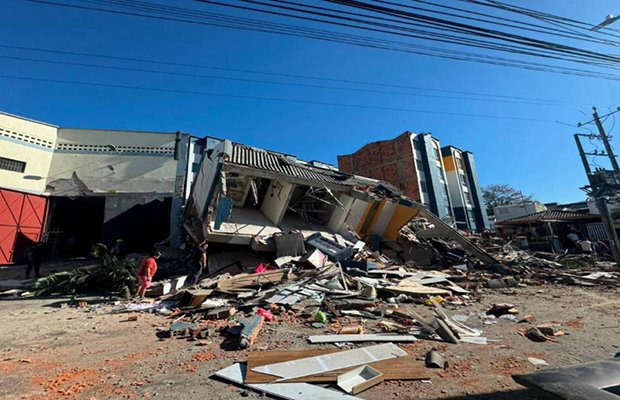 Al menos 20 muertos en Colombia tras fuerte terremoto