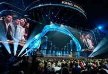 Anne Hathaway, Jonas Brothers y Dwayne Johson consagran su legado como Leyendas de Disney