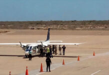 Aterrizaje de emergencia en Falcón: una de las compuertas se abrió en pleno vuelo