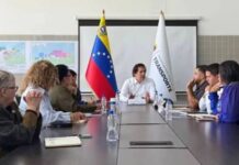 Autoridades establecen planes para garantizar un transporte público seguro y eficiente