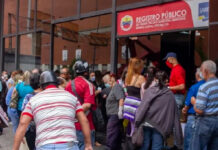 Capturan en Caracas a una funcionaria por falsificar una partida de nacimiento por 250 dólares