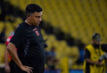César Farías deja el banquillo del Barcelona