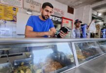 Comerciantes de La Guaira aseguran que no han sido exonerados de impuestos tras sismos
