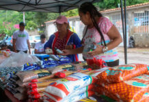 Despliegan Bodega Móvil en Turmerito para abastecer a 1.800 familias