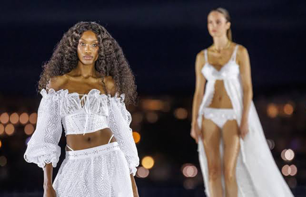 El estilo ibicenco o 'moda Adlib' cinco décadas de moda atemporal con acento mediterráneo