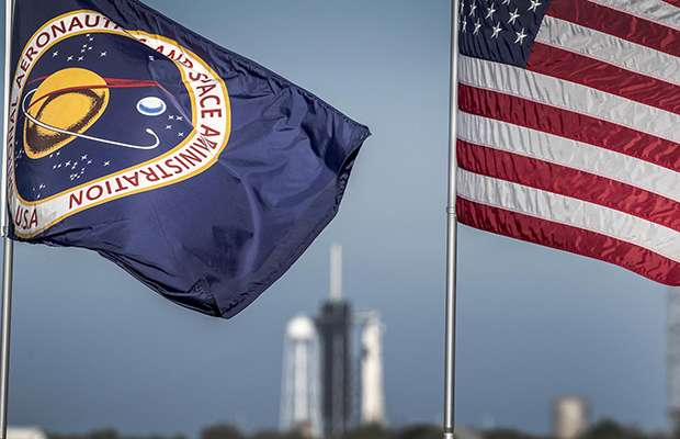 El polo sur de la Luna se convierte en la nueva meta de la carrera espacial