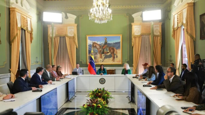Programa de Convivencia Democrática liberó a 1.046 personas tras diálogos políticos