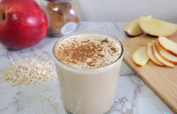 Receta de licuado de avena con manzana y canela para cuidar tu glucosa