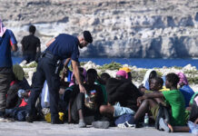 Ruanda confirma conversaciones con Italia para acoger temporalmente a migrantes