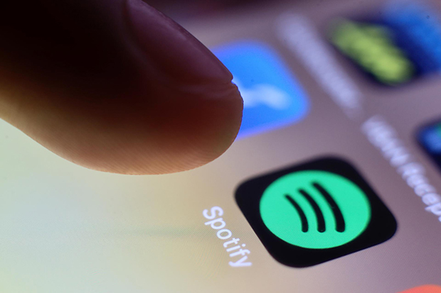 Spotify lanza una nueva etiqueta para identificar las identidades de artistas generadas por inteligencia artificial