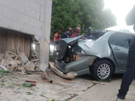 Un muerto y una lesionada en siniestro vial en la carretera Cagua – La Villa