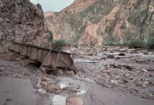 Un muerto y unos 15 desaparecidos tras inundación repentina en el Gran Cañón en Arizona