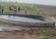 Un pozo en una aldea remota de la India se vuelve viral por un inusual oleaje en su agua