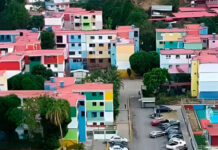 Venezuela Renace rehabilita 25 apartamentos en urbanismo La Libertad del 23 de Enero