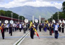 Venezuela busca récord Guinness con banda de marcha de 18.000 jóvenes en noviembre
