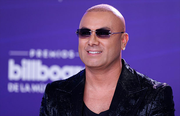 Wisin-anuncia-con-mucho-orgullo-y-compromiso