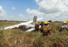 Al menos siete personas sobrevivieron tras desplome de una avioneta en Bolívar