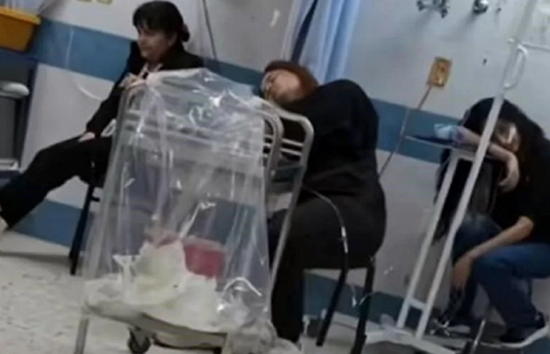 Brote de salmonella en hospital de México afecta a 135 médicos