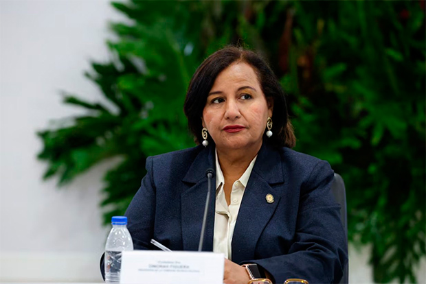Dinorah-Figuera-regresó-a-Venezuela