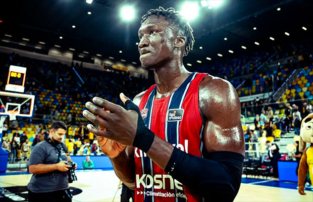 Khalifa-Diop-deja-el-Baskonia