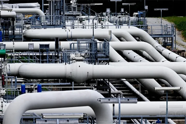 La UE encara la recta final para llenar sus reservas con el gas al doble de precio