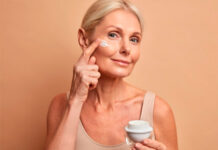 La clave nocturna para reparar el rostro después de los 60 años