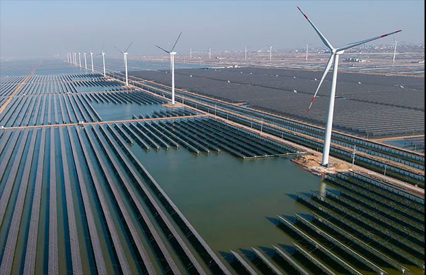 La-energía-solar-supera-por-primera-vez-al-carbón
