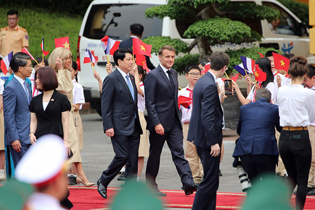 Macron recibe a los presidentes de Corea del Sur y Vietnam con idea de diversificar socios