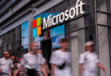 Microsoft se compromete a mantener sus futuros modelos de IA bajo control humano