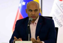 Ministerio de Educación reconoce que los docentes tienen salarios insuficiente