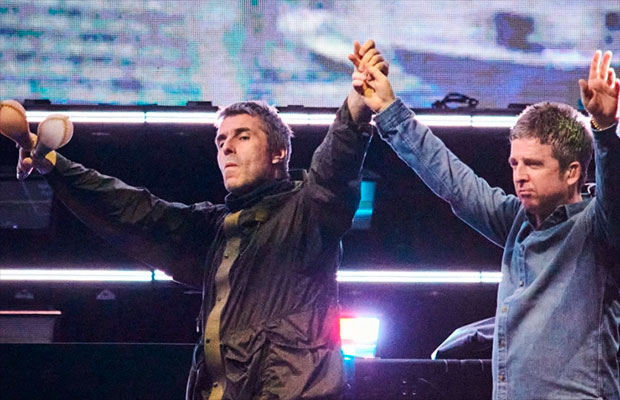 Oasis-alimenta-en-redes-los-rumores
